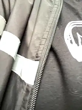 Scarlet auraa online show from March 28, 2026, 6:51 pm