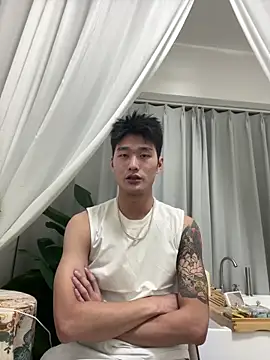 nanda108520 online show from February 1, 2026, 8:18 pm