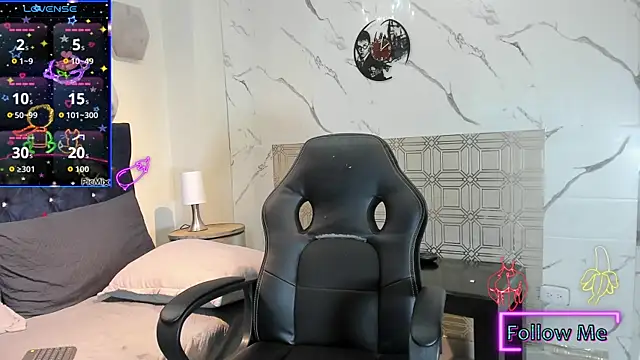 asher lux online show from April 2, 2026, 2:58 pm