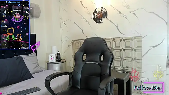 asher lux online show from April 9, 2026, 8:03 pm