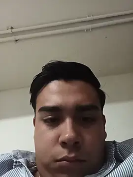 Yosoyelmismo-6737 online show from June 17, 2026, 11:16 pm