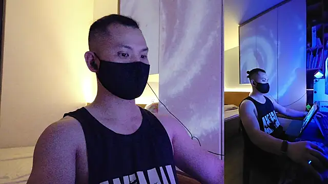 OnlyHand9x online show from April 17, 2026, 5:38 pm