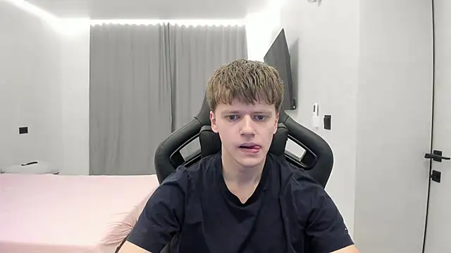 bonekoambalabu online show from April 8, 2026, 5:57 pm