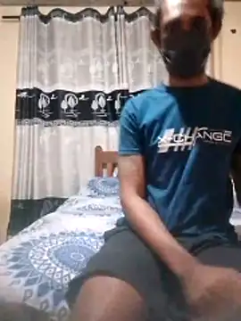 Snapshot of DILKI-CAM chatting on January 16, 2026, 5:17 pm DILKI-CAM online show from January 16, 2026, 5:17 pm