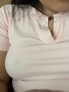 Snapshot of Linh_DuongSexy chatting on March 10, 2026, 1:32 am Linh DuongSexy online show from March 10, 2026, 1:32 am