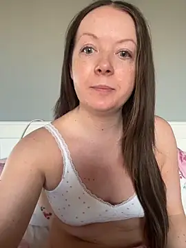 Nova-Vixen online show from March 18, 2026, 7:22 am