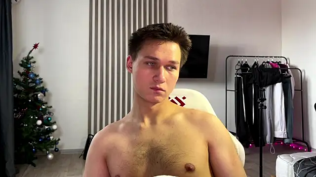 InfernoLustt online show from February 15, 2026, 7:51 am