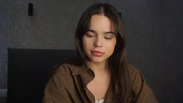 linclars online show from April 11, 2026, 1:15 pm