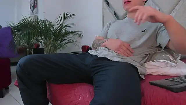 Liam saint online show from March 6, 2026, 1:07 pm