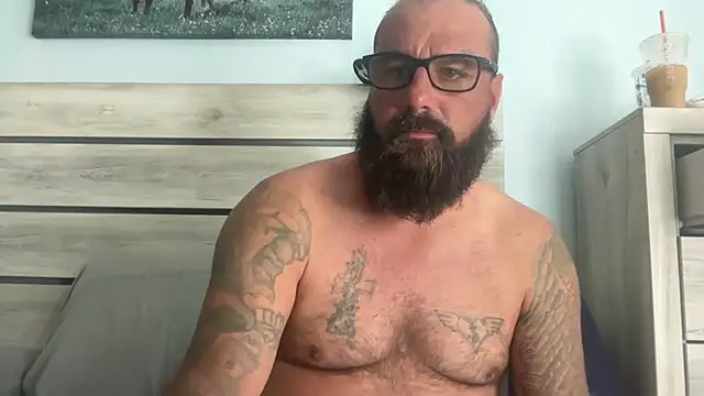 alphareign85 online show from July 25, 2026, 1:52 pm