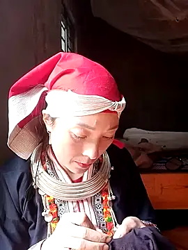 muamua99 online show from February 17, 2026, 3:25 am