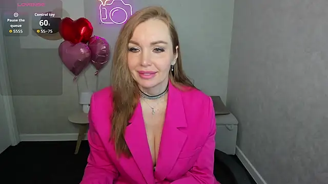 Marie Hayes online show from February 12, 2026, 1:33 am