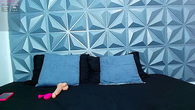 Miaawhithe online show from March 29, 2026, 5:29 am