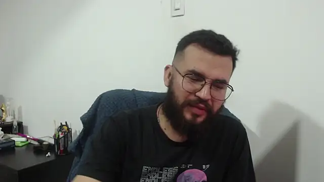 Jonh Jodson online show from April 19, 2026, 4:45 am