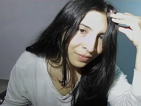 Emily Gree online show from April 8, 2026, 12:54 am