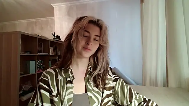 Dia DeAmas online show from March 3, 2026, 10:43 am