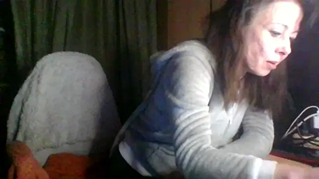 KettyLoveX online show from April 14, 2026, 7:42 pm