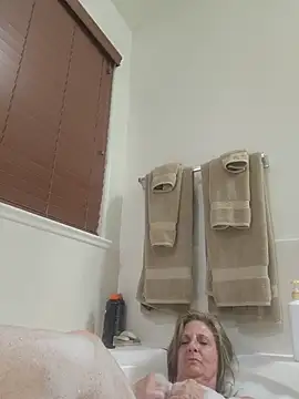 HotAzMilf online show from March 20, 2026, 9:58 am