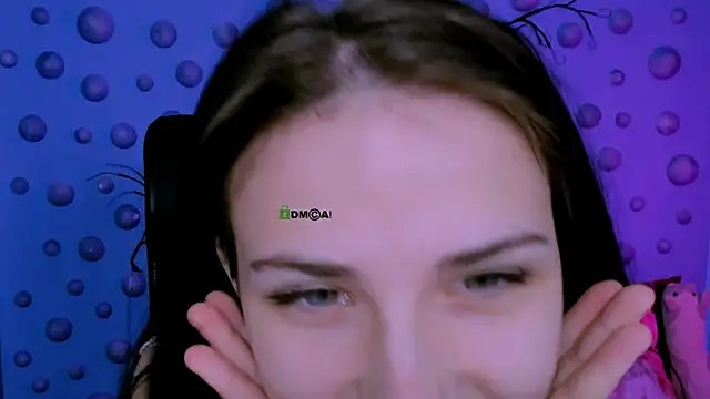 sweetie chloe  online show from February 2, 2026, 9:52 am