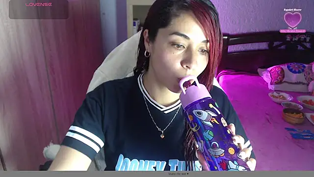 Snapshot of Alexxxa_Party chatting on May 26, 2026, 8:16 pm Alexxxa Party online show from May 26, 2026, 8:16 pm