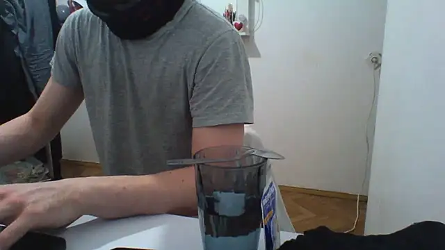 KaelNox online show from March 11, 2026, 6:25 pm