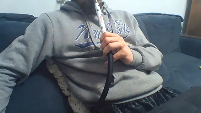 Snapshot of KaelNox chatting on May 10, 2026, 2:44 pm KaelNox online show from May 10, 2026, 2:44 pm