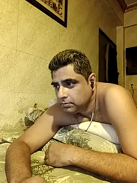 hardnhornybull online show from April 2, 2026, 8:28 pm