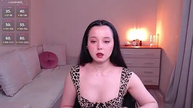 Snapshot of lia_hetty chatting on April 15, 2026, 3:30 pm lia hetty online show from April 15, 2026, 3:30 pm