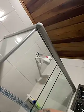 jeanramon01 online show from February 10, 2026, 11:20 pm