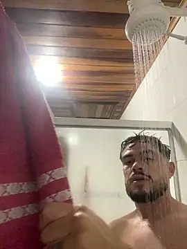 jeanramon01 online show from March 18, 2026, 8:17 am