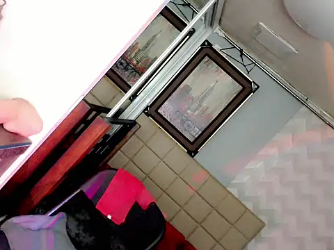 BEYBIDOMME online show from April 6, 2026, 4:21 am