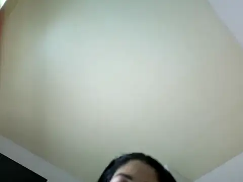 Snapshot of vanessa2711 chatting on April 15, 2026, 3:24 am vanessa2711 online show from April 15, 2026, 3:24 am