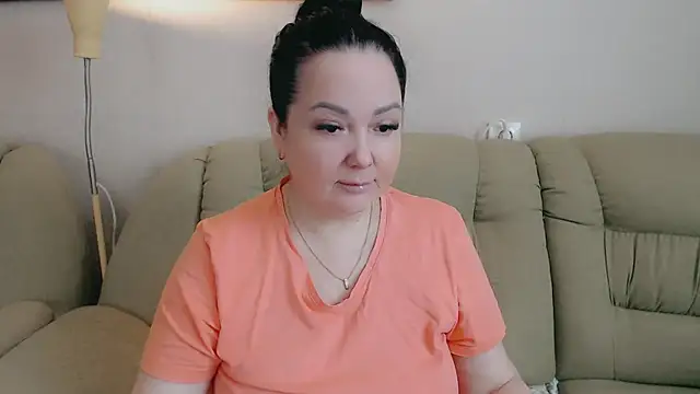 infinity loveliness online show from February 10, 2026, 6:28 am