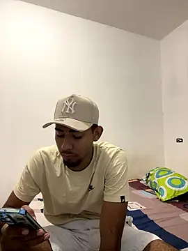 youngalexofficial online show from January 18, 2026, 5:33 am