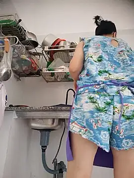 lina loveee online show from March 15, 2026, 2:50 am