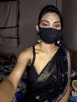 Snapshot of rani_coupleee chatting on May 21, 2026, 4:36 pm rani coupleee online show from May 21, 2026, 4:36 pm