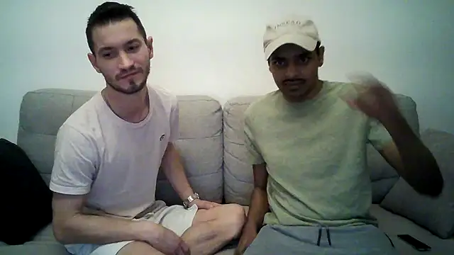 Snapshot of batschi0512 chatting on January 18, 2026, 4:05 am batschi0512 online show from January 18, 2026, 4:05 am
