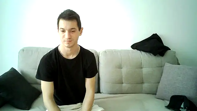 Snapshot of batschi0512 chatting on February 15, 2026, 12:03 pm batschi0512 online show from February 15, 2026, 12:03 pm