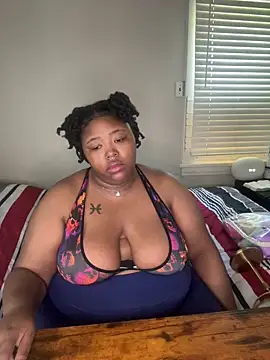 Snapshot of Chocolatebunnyxx96 chatting on April 23, 2026, 3:14 pm Chocolatebunnyxx96 online show from April 23, 2026, 3:14 pm
