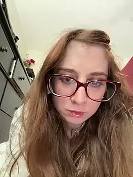 Snapshot of Elenore_hoesevelt chatting on May 4, 2026, 5:09 pm Elenore hoesevelt online show from May 4, 2026, 5:09 pm
