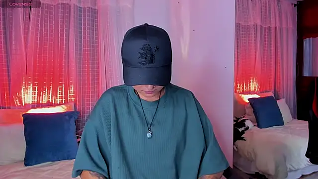 Zury Ramirez online show from April 5, 2026, 10:18 pm