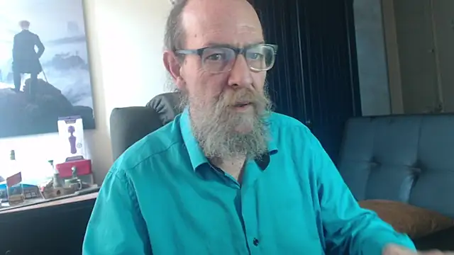 Uncle Hottie online show from July 16, 2026, 4:24 pm