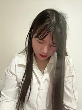 Snapshot of Suni-ii chatting on February 12, 2026, 12:49 am Suni-ii online show from February 12, 2026, 12:49 am