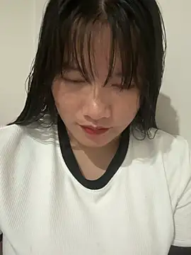 Snapshot of Suni-ii chatting on February 25, 2026, 1:21 pm Suni-ii online show from February 25, 2026, 1:21 pm