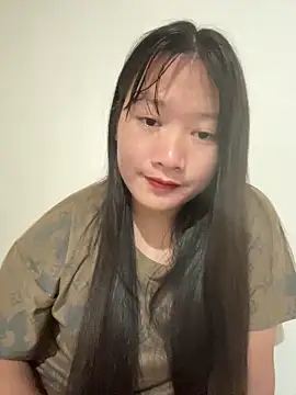 Snapshot of Suni-ii chatting on February 26, 2026, 6:23 am Suni-ii online show from February 26, 2026, 6:23 am