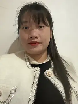 Snapshot of Suni-ii chatting on February 28, 2026, 6:58 am Suni-ii online show from February 28, 2026, 6:58 am