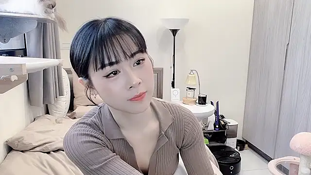 BabyOneDaily online show from March 12, 2026, 2:39 am