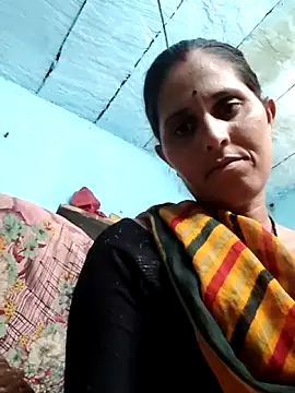 Bhavna8080 online show from June 7, 2026, 7:23 am
