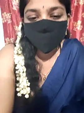 Snapshot of lusy79 chatting on February 28, 2026, 5:03 pm lusy79 online show from February 28, 2026, 5:03 pm