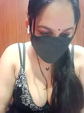 Snapshot of 01Roshani chatting on April 22, 2026, 5:58 pm 01Roshani online show from April 22, 2026, 5:58 pm